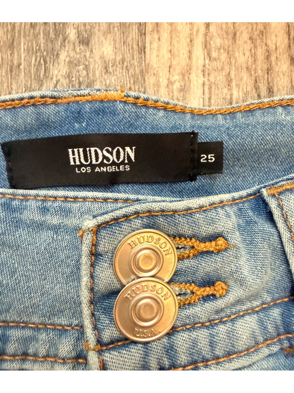 Hudson Croxley flap pocket jean shorts size 25 Low rise MSRP $135 - Picture 4 of 11
